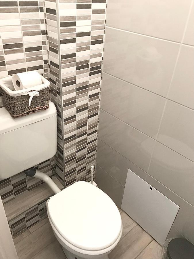 Belvarosi Studio Apartman Keşkemet Dış mekan fotoğraf